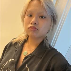 Meet your Posher, Ariana chanelle